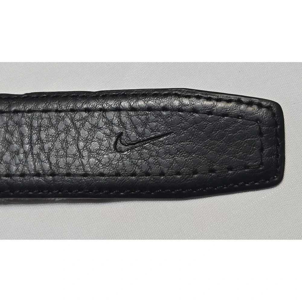Nike G-Flex Genuine Leather Black Mens Belt Size 40 Silver Tone Buckle See Pics
